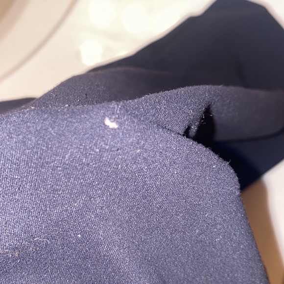 Lululemon leggings. My favorite .Now I have the shorts version. - Picture 6 of 9